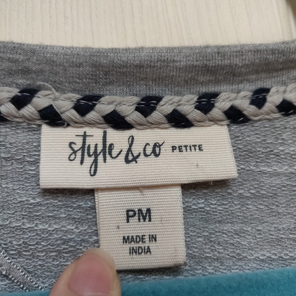 NWT Style & Co Beaded Sweatshirt Petite Medium - Picture 7 of 8